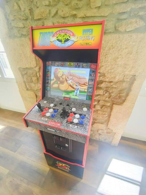 Apartamento L'Arcadia 4 Lits Climatise Jeu D'Arcade Centre Historique Nimes Exterior foto